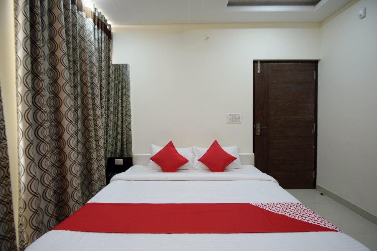 Hotel Flagship Royal